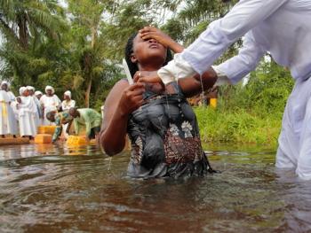 贝宁天体基督教派的洗礼